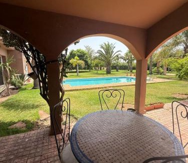 Lakhyayeta Villa | Chic home with a private pool