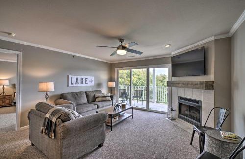 Osage Beach Wohnung | Chic Lakefront Condo with Lake and State Park Views!