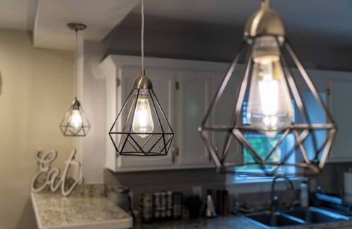 Flint Haus | Chic, Modern Luxury in the Heart of Vehicle City