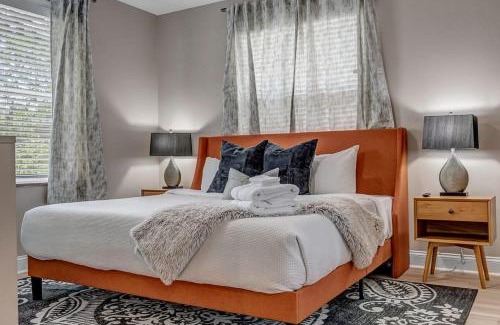 Southbank Wohnung | Chic Riverfront apartment in downtown San Marco