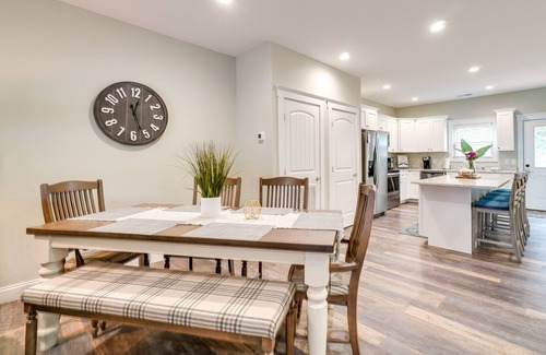 Spring City Haus | Chic Spring City Townhome on Watts Bar Lake!