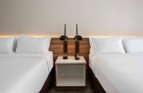 Dania Beach Hotel | Chic Unit Near Airport | Enjoy Modern Room + Free Parking | 2 units for 8