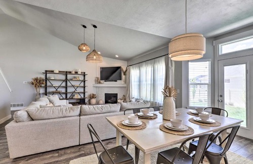 Vineyard Haus | Chic Vineyard Getaway with Yard about 8 Mi to BYU