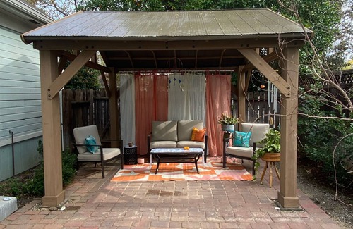 Chico Haus | Chico Charmer steps away from downtown, Chico State, & Lower Bidwell Park