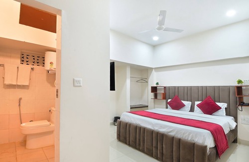 Paharganj Kabine | Chowdhry Tourist Lodge- Paharganj-NDLS
