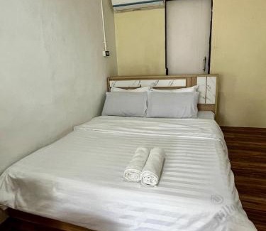Bang Phlat Wohnung | Chubbi 5 Room24
