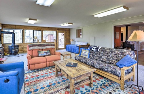 Cimarron Kabine | Cimarron Cabin: Wraparound Deck & Mountain Views!