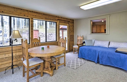 Cimarron Kabine | Cimarron Cabin: Wraparound Deck & Mountain Views!