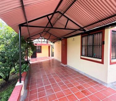 Moniquira Haus | Cinco vientos