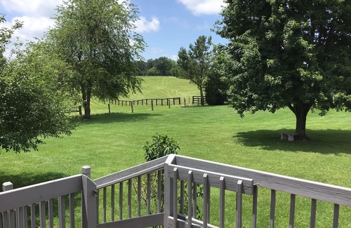 Stamping Ground Wohnung | Circle F Acres: Gemütliche, ruhige ländliche Umgebung, Weinberge, Brauereien und mehr