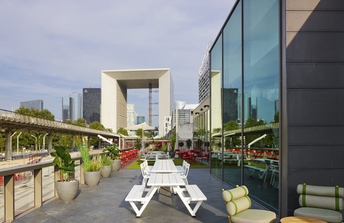 Parc-Nord Hotel | citizenM Paris la Défense