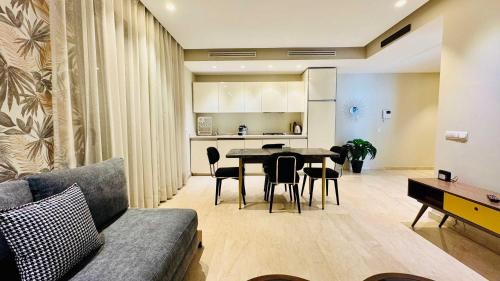 SOUR JDID Wohnung | City Center Apartment with Terrace