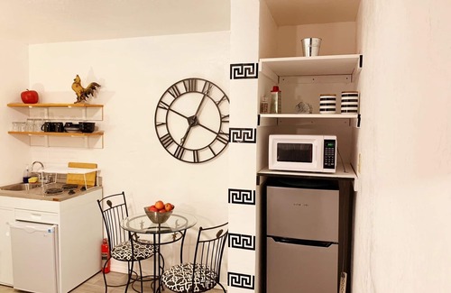 Northeast Heights Wohnung | CityViews By Sandia Tram 6500 ft 5min to Sandia Casino Resort&I-25 Pets ok