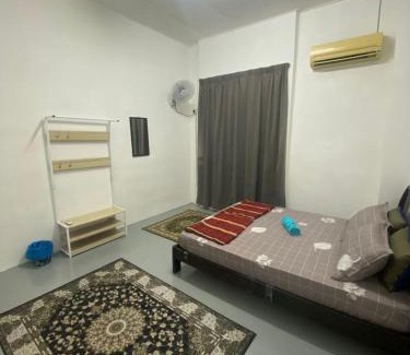 Simpang Ampat Haus | Cja Homestay Batu Kawan