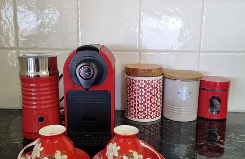 Upper Wakefield Haus | Located on the Clare Valley Riesling trail with views as far as the eye can see