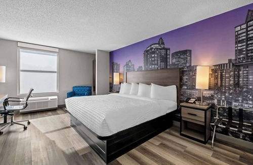 Archdale Hotel | Clarion Pointe