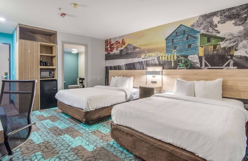 Wake Forest Hotel | Clarion Pointe Wake Forest - Raleigh North