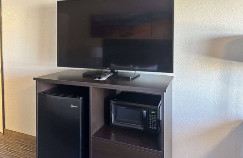 Winslow Hotel | Clarion Pointe Winslow I-40