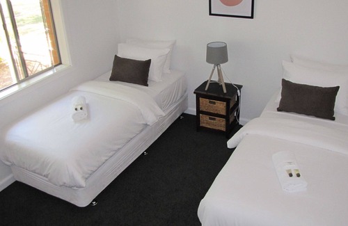 Benalla West Haus | Clarke Street - Nizza Reno