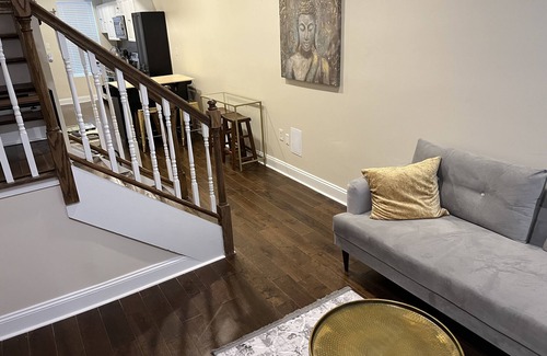 H Street Corridor Haus | Classic DC Row Home! Close to everything!