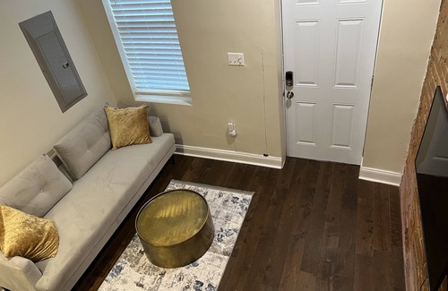 H Street Corridor Haus | Classic DC Row Home! Close to everything!