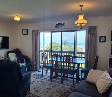 Tapu Haus | Classic Kiwi Beach Batch