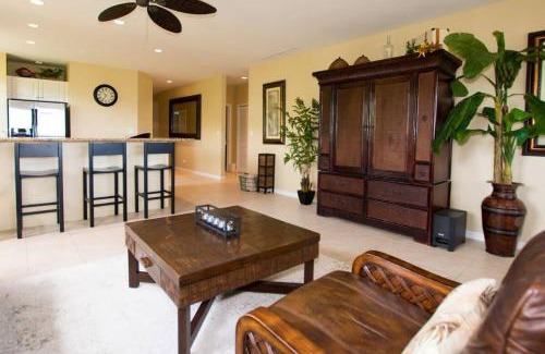 Coco Haus | Classy artsy ocean-view unit near pool at Pacifico in Coco sleeps 6