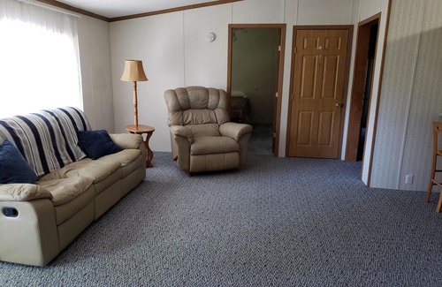 Lake City Haus | SAUBER 3 Schlafzimmer 2 Vollbad zu Fuß zum County Park / Boat Launch / Lagoon