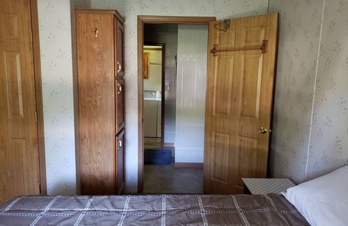 Lake City Haus | SAUBER 3 Schlafzimmer 2 Vollbad zu Fuß zum County Park / Boat Launch / Lagoon