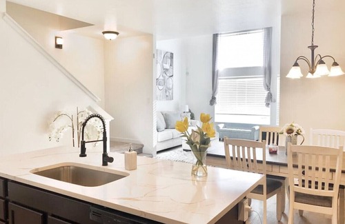 Midvale Villa | Clean and open remodeled luxury townhouse!