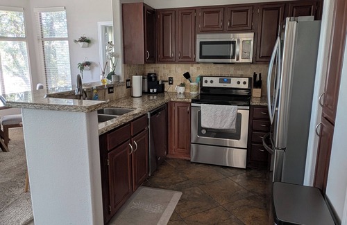 Central Scottsdale Eigentumswohnung | JETZT MIETEN! Geräumige 2 Bett, 2 Bad umgebaute Wohnung in North Central Scottsdale