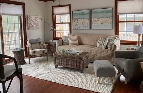 Chippewa Lake Haus | Clean, Cozy Lake House For An Upscale Stay