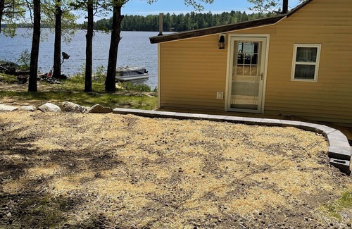 Orland Hütte | Clean Cozy Waterfront Cottage - Perfect for Family Relaxation and Recreation