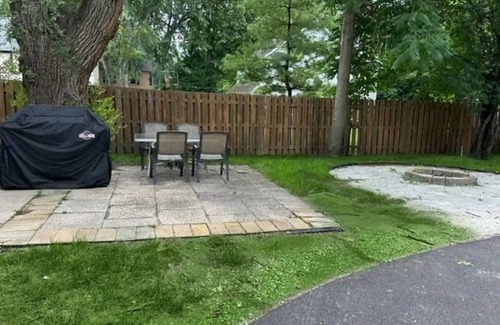 Libertyville Wohnung | Clean Newly Remodeled 2 Bedroom Apartment