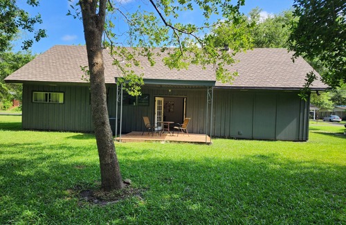 Kreole Haus | Clean, Spacious, 3BR 2BA, Handicap Access