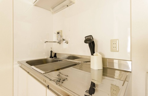 Ichikawa Haus | Clean STAY in renovated room/High speed WiFi/ Comfortable 1DK with excellent access from the nearest station.