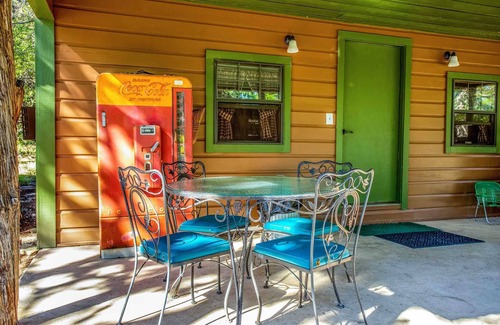 Bandera Kabine | Clear River Cabin auf der Medina