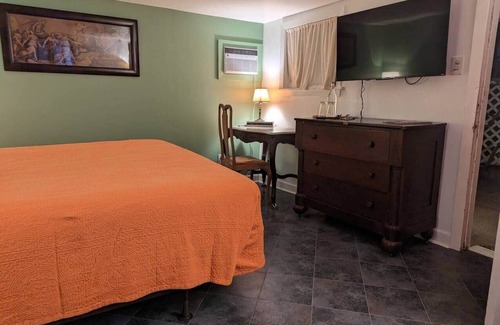 Bayou St. John Bed & Breakfast | Clementine's Room on Bayou St John