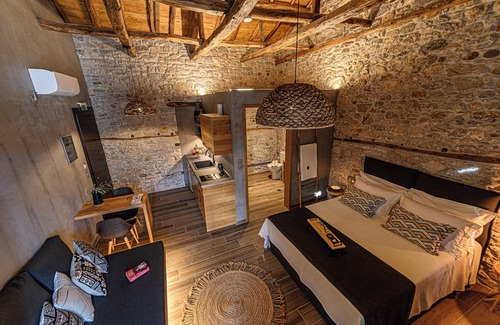 Damouchari Haus | Cleopatra's Miramare