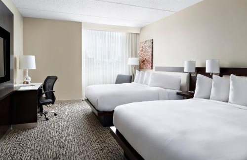Warrensville Heights Hotel | Cleveland Marriott East