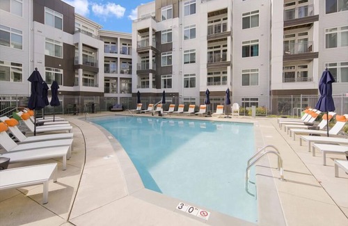Reston Wohnung | Close to Best Buy, Sephora, Lululemon | Prime 1BR in Reston