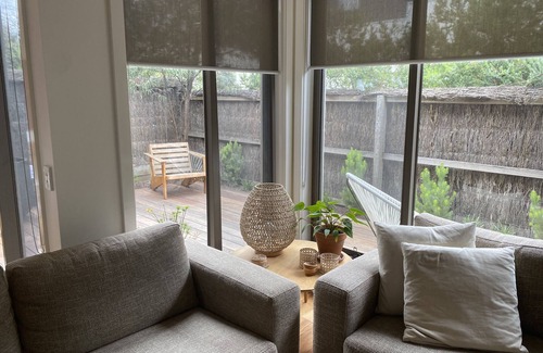 Torquay Haus | Close to the beach and shops