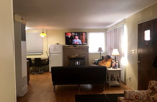 Brethren Haus | In der Nähe von Tippy Dam, Lake Elinor, Dickson Park. Sauber und gemütlich!