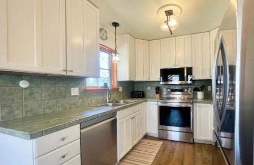 Cedar Village Haus | Close to Trails, Parks & Open Space! Amazing Yard!
