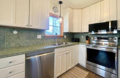 Cedar Village Haus | Close to Trails, Parks & Open Space! Amazing Yard!