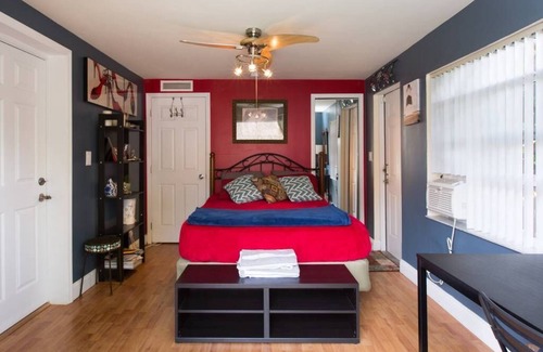 Fort Lauderdale Bed & Breakfast | DAS BESTE Privatzimmer & Eingang & Pool & Teich, Sie sollten beeindruckt sein!