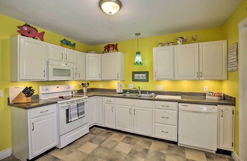 Waveland Hütte | 'cloud 9 On The Coast' < 1 Mi to Beach!