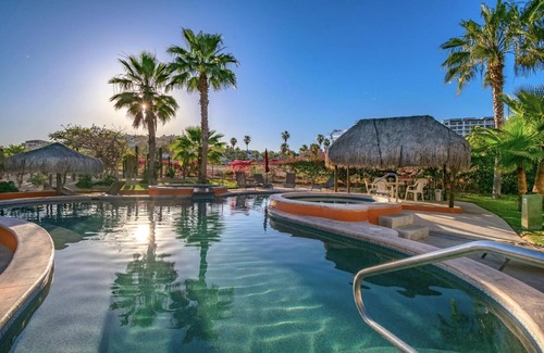 Campo de Golf Fonatur Eigentumswohnung | Club La Costa - Across From The Beach!