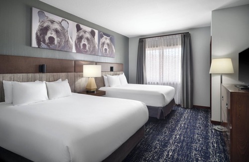 Lake Delton Resort | Club Wyndham Glacier Canyon