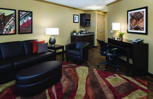 Fargo Hotel | ClubHouse Hotel & Suites - Fargo